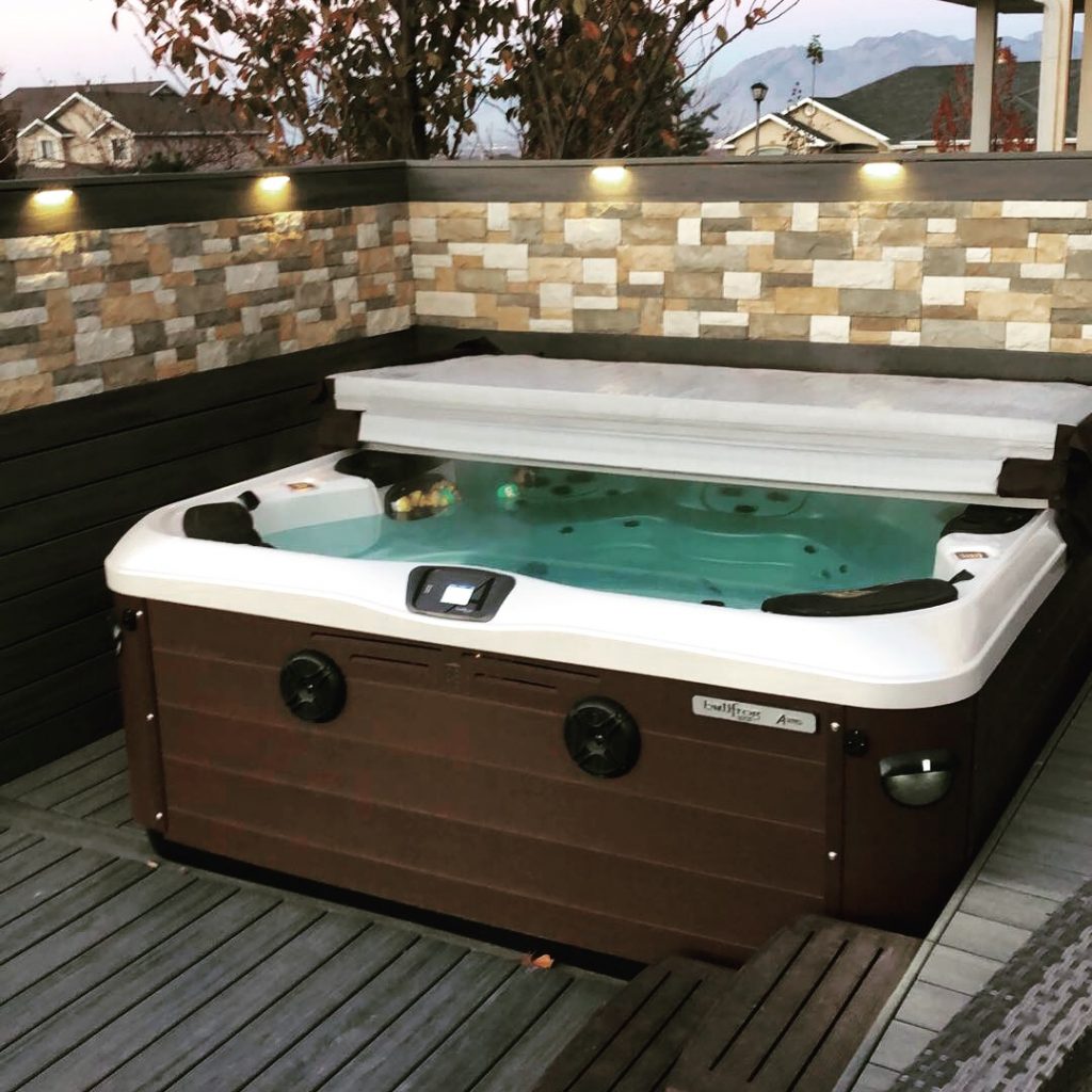 Read more about the article Mastering the Art of Deck Stairs: Functionality and Aesthetics