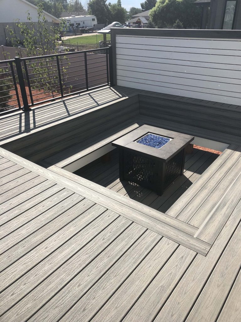 Read more about the article Outdoor Deck Kitchens: Cooking Al Fresco in Style
