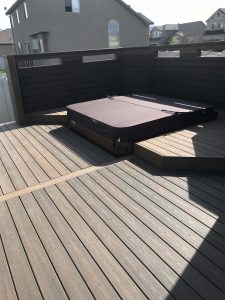 Read more about the article Decks by the Pool: Style and Functionality Combined